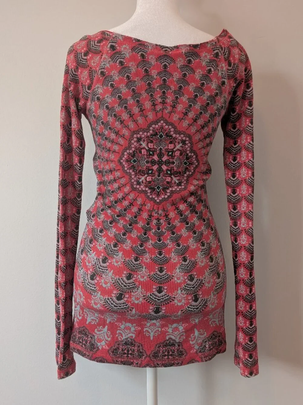 RARE free people tribal thermal printed top ASO carly shay icarly (medium)